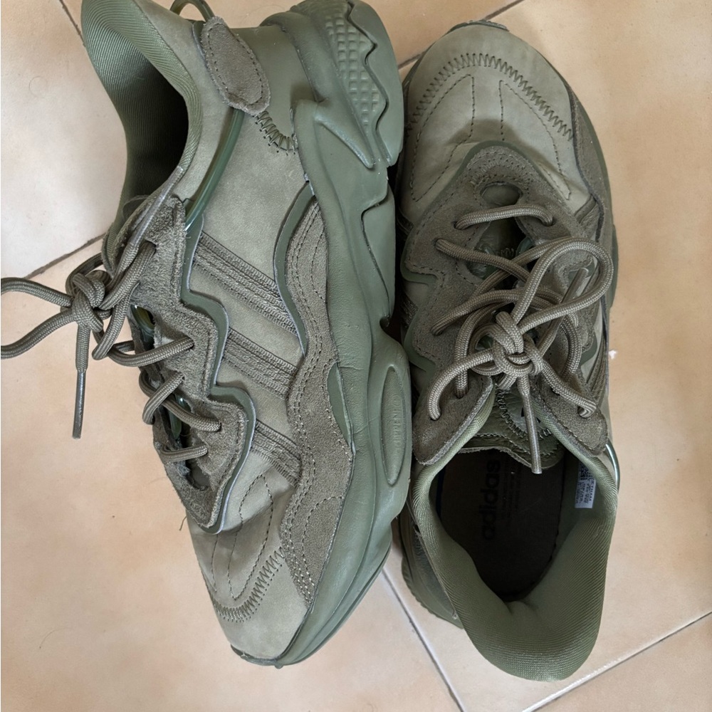 Adidas OZWEEGO Green Sneakers